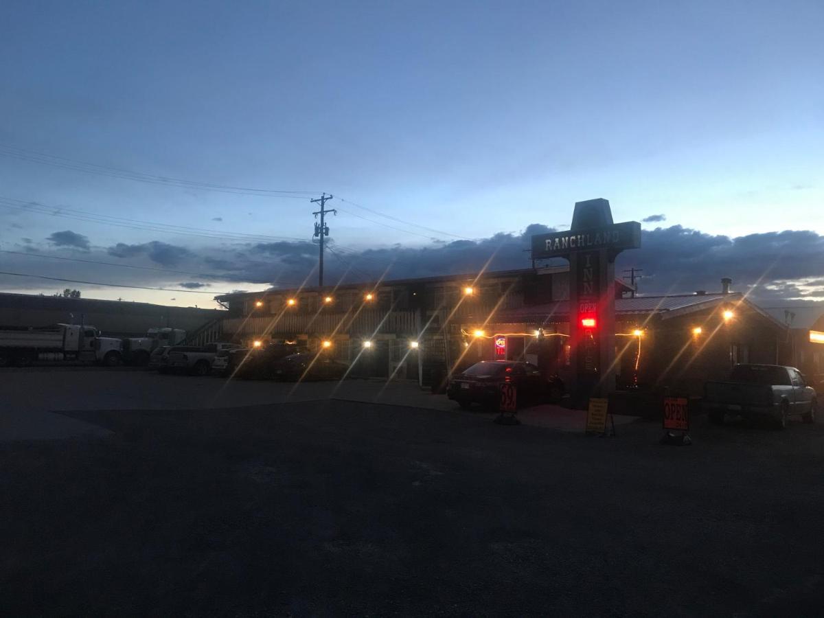 Inn Ranchland Nanton