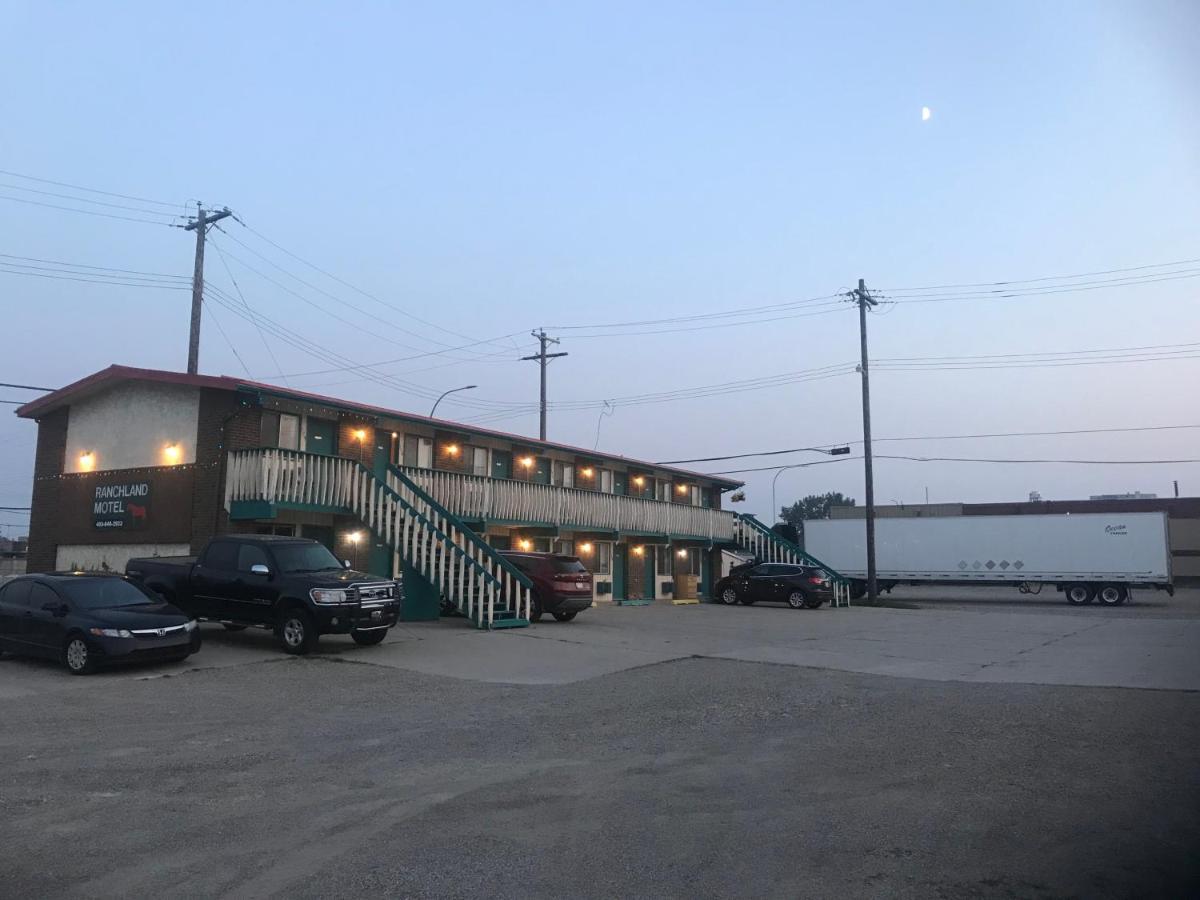 Inn Ranchland Nanton
