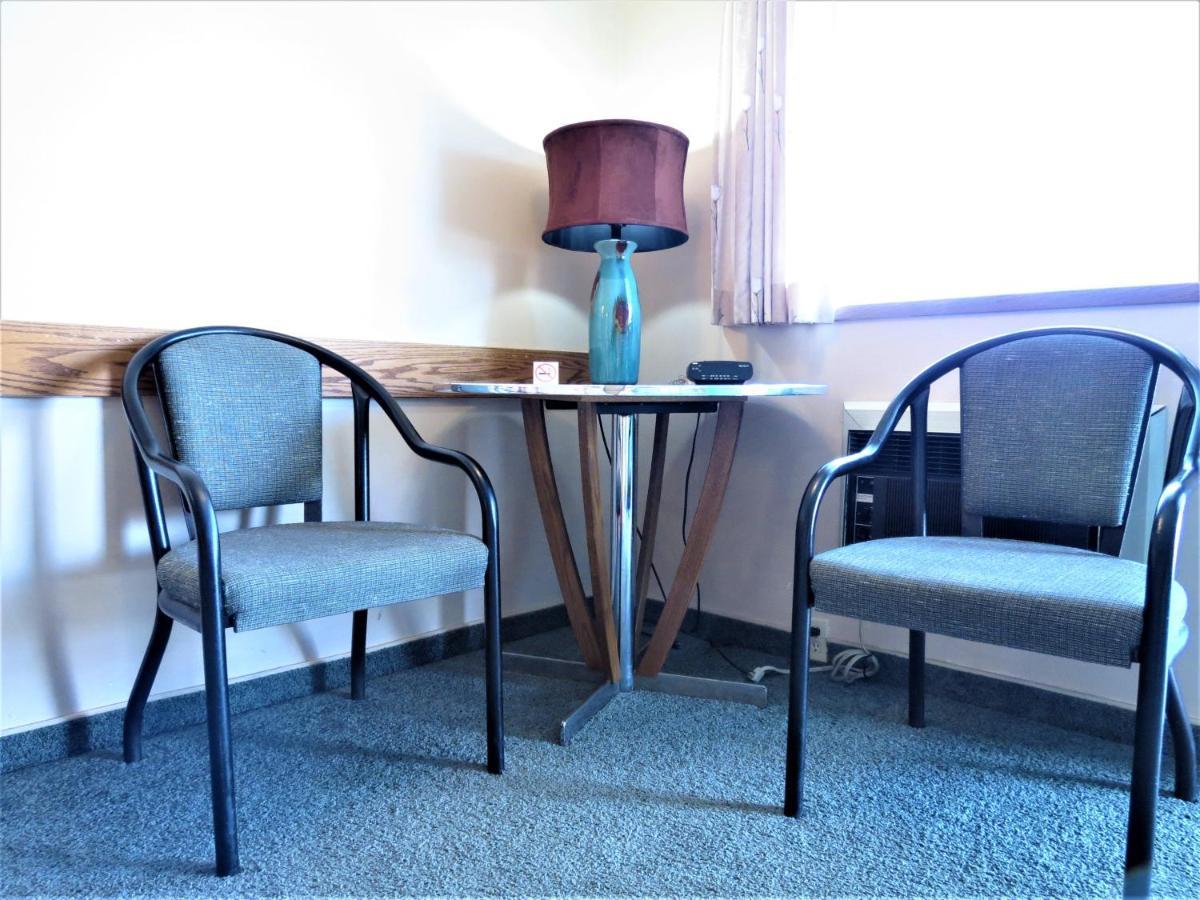 Inn Ranchland Nanton